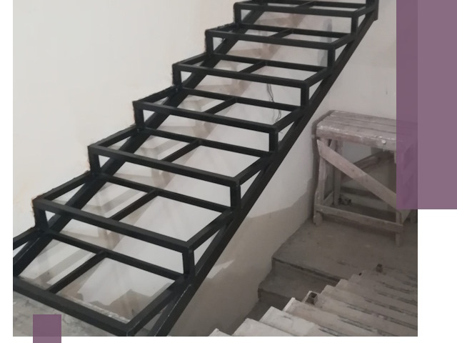 Демонтаж лестниц на металлокаркасе в Курске: быстрый вывоз и разбор