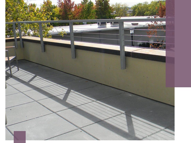 Металлические парапеты под ключ в Курске: монтаж и изготовление